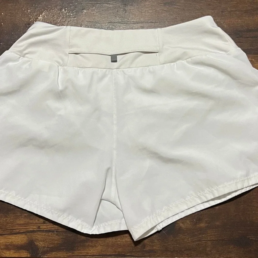 Nike white running shorts size S 301.5